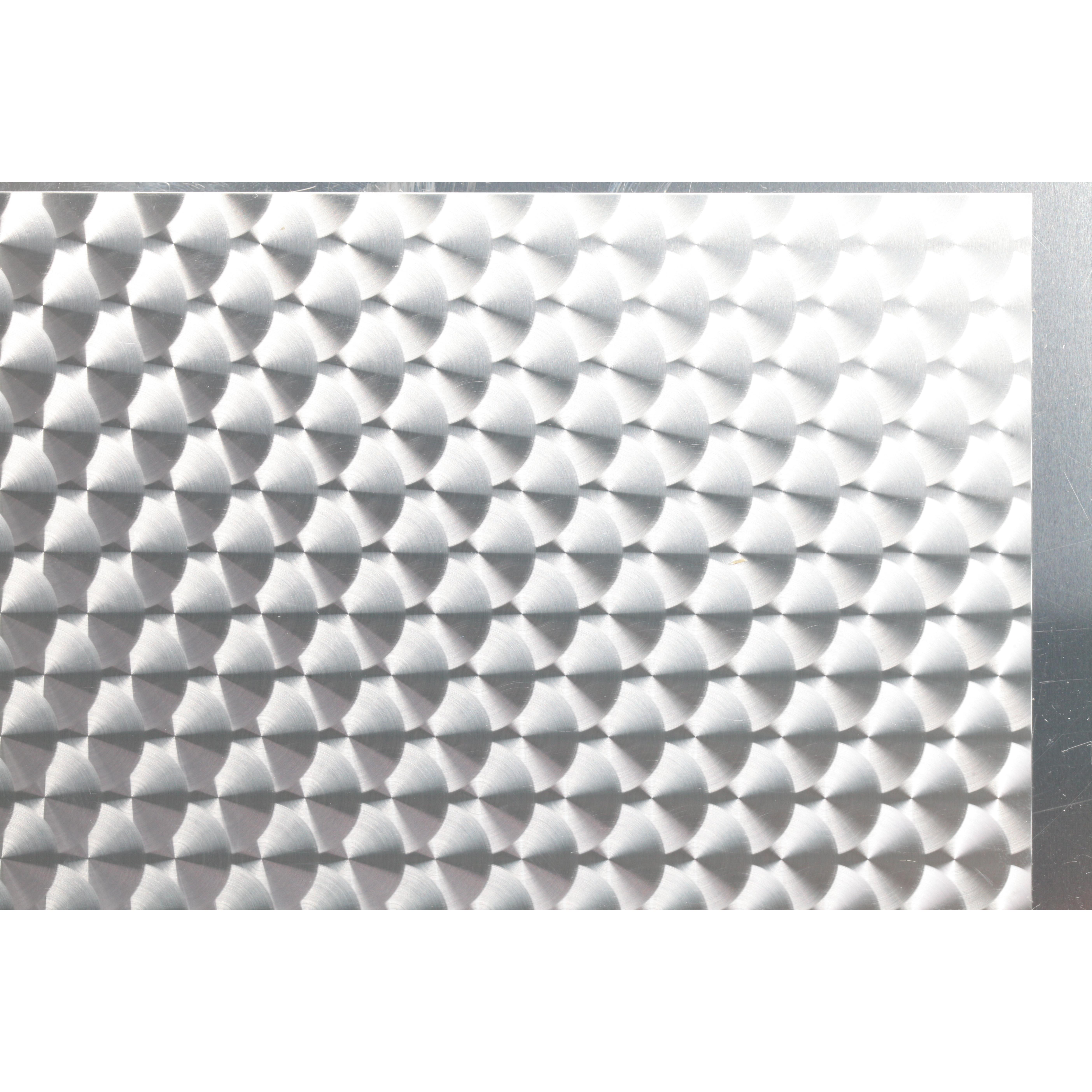 ３０４板　ウロコ研磨